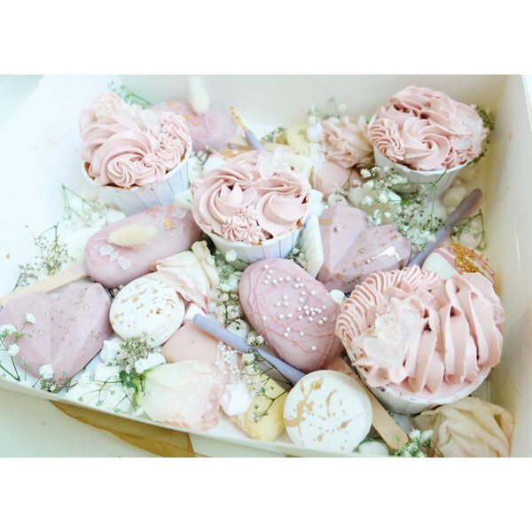 Blush Dessert Treat Box 